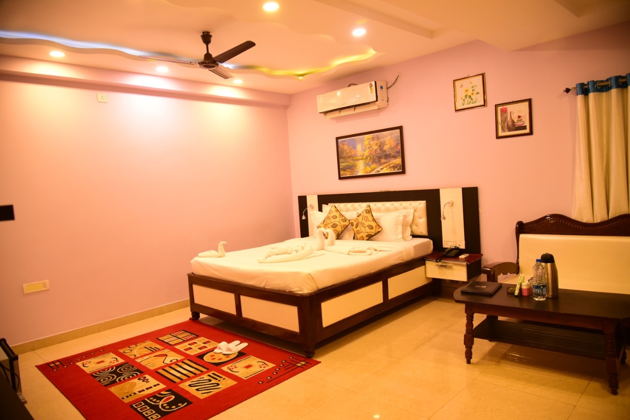 HOTEL AADITYA RESIDENCY - Tap to explore photos