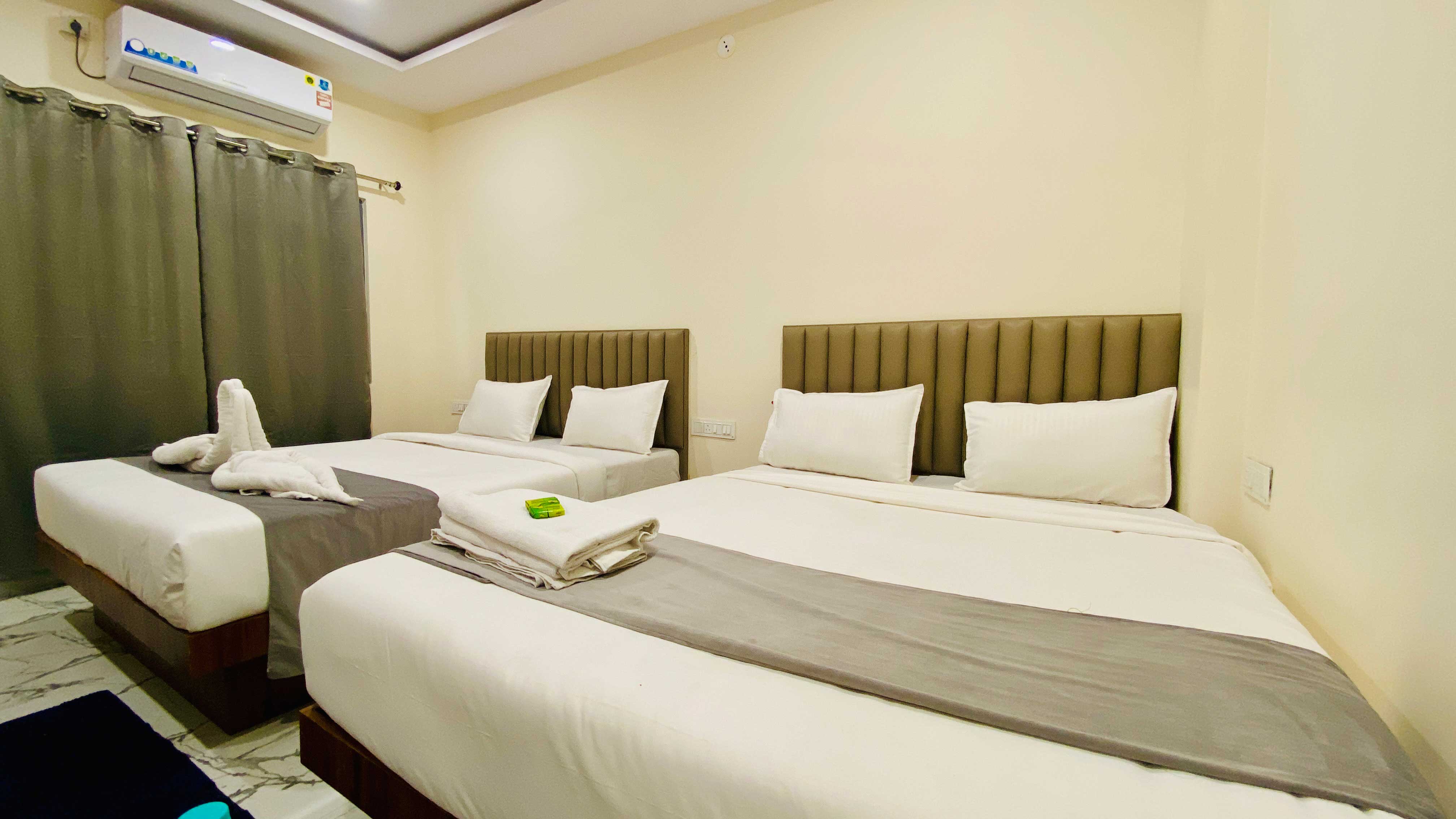 Hotel Krishnarchana Ujjain - Tap to explore photos