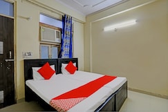 Hotel O Wamson Alpha Co living Stays, Noida