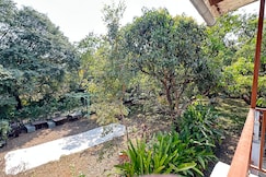 MANGO GROVE COTTAGE, Alibaug