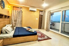 Vayuna Stays 7th floor luxury Terrace apartment, Rishikesh