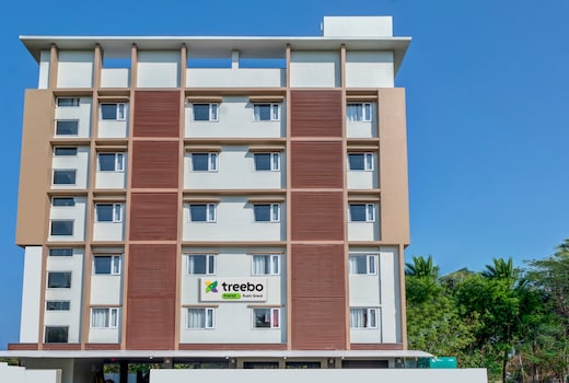Treebo Rushi Grand