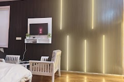 Royal Luxury Family Suites, Bhowali