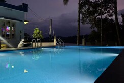 Lake View Breeze Villa 3BHK with Pool Wayanad, Wayanad
