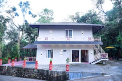 Coorg Coffee Crown by Karnataka Stays, Coorg