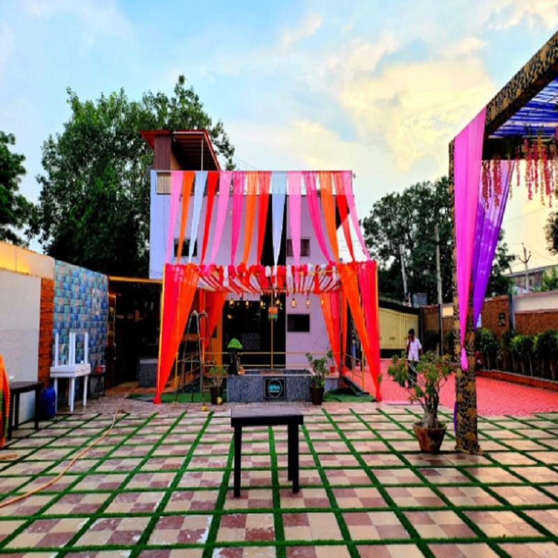 Hotel Grand Petals By WB Inn - Tap to explore photos