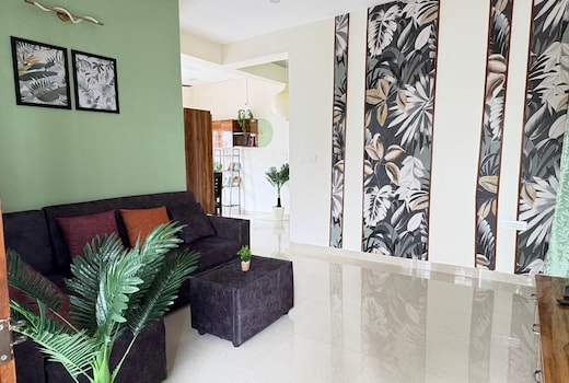 Lit:3 Bhk Apartment| Private| Ac WiFi SmartTv