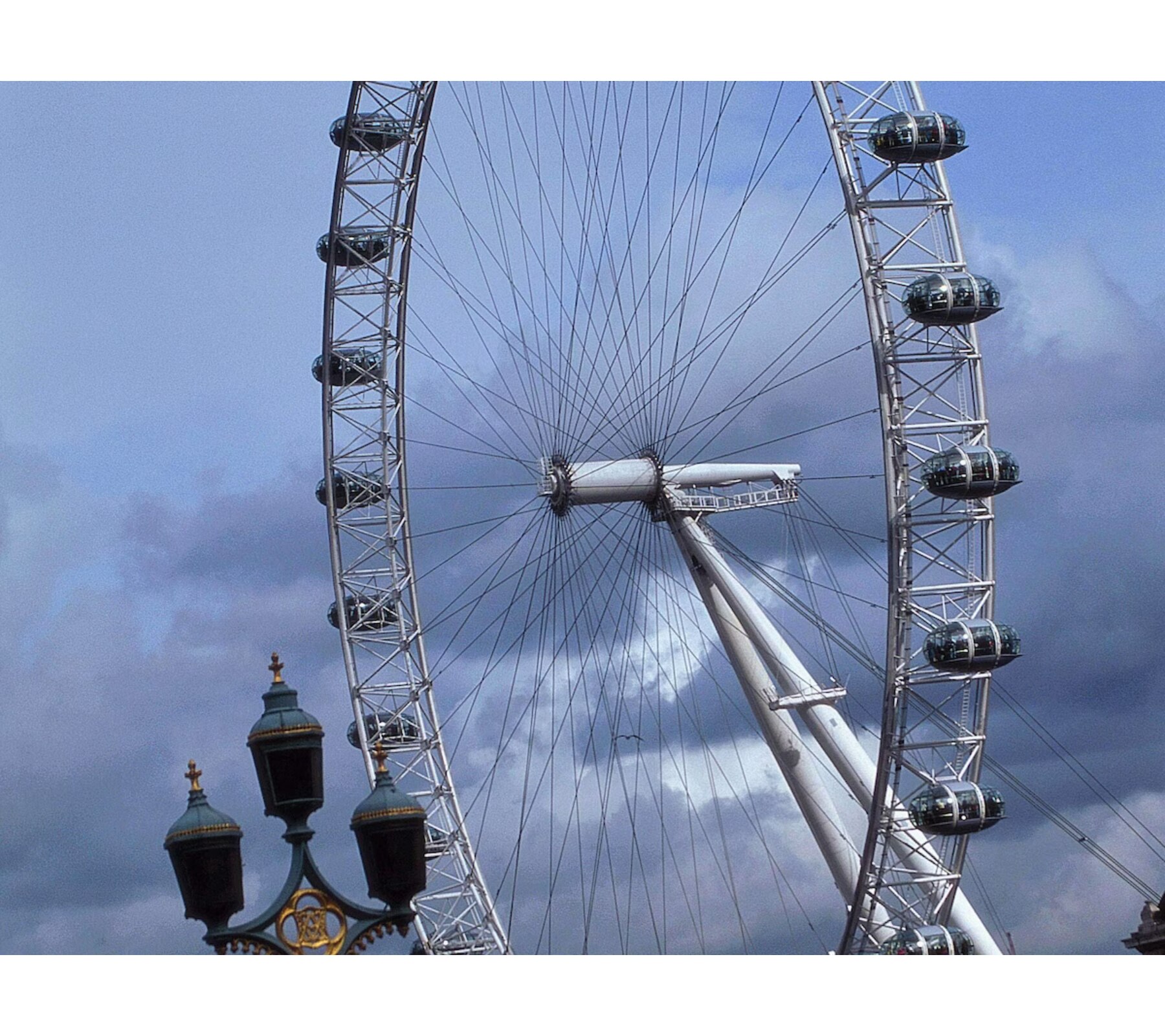 Mercure London Paddington - Tap to explore photos