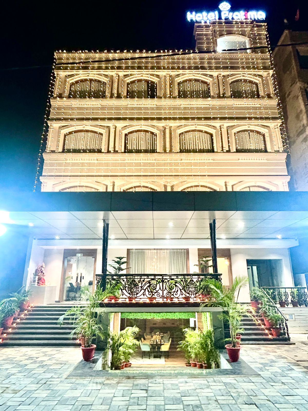Hotel Pratima Heritage - Tap to explore photos