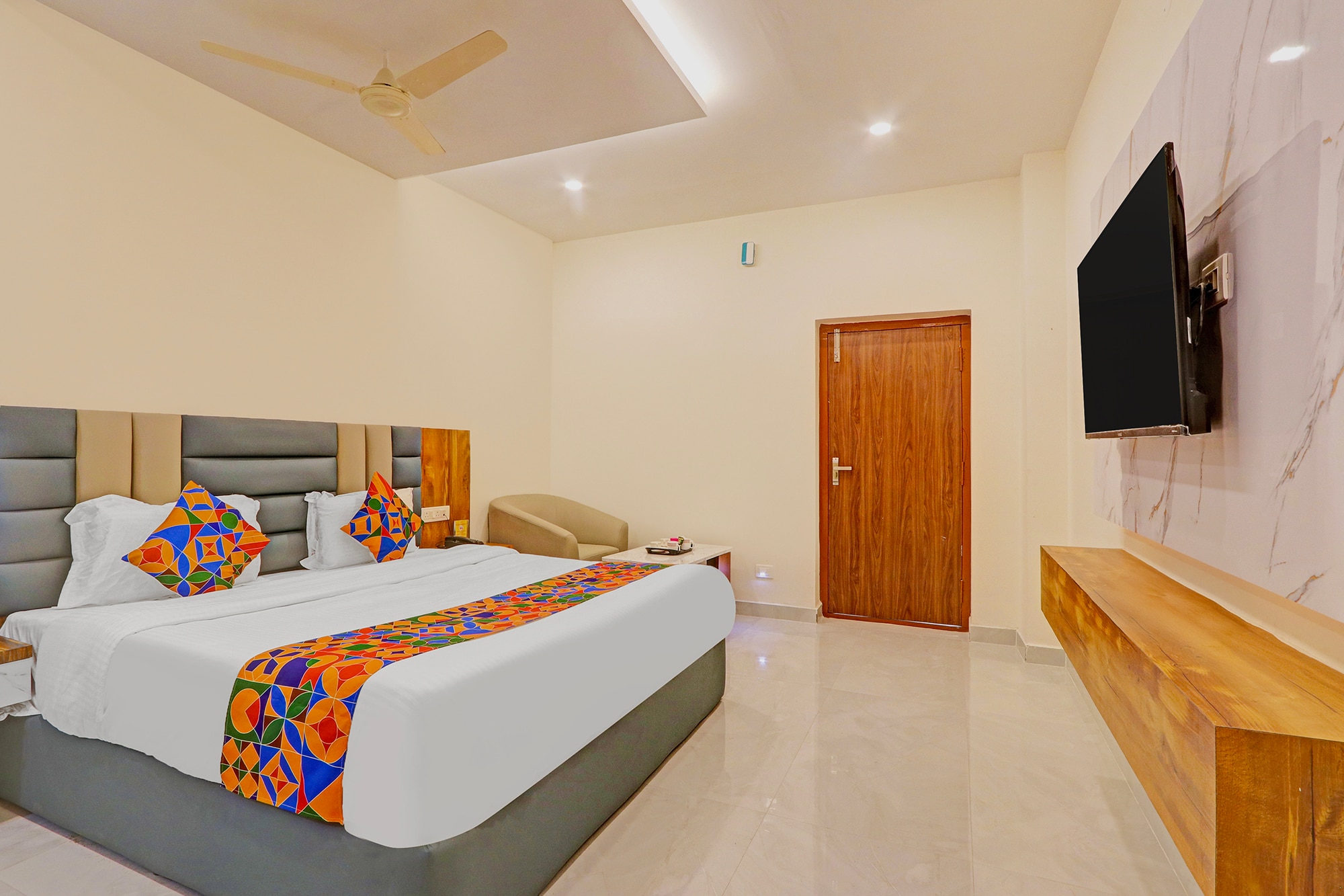 FabHotel Arjun Residency - Nr Kazipet Junction - Tap to explore photos