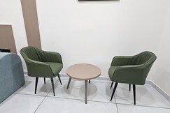 Hotel HR Comfort, Kalol
