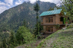 Spacious Duplex Cottage | Offbeat | Jibhi, Jibhi