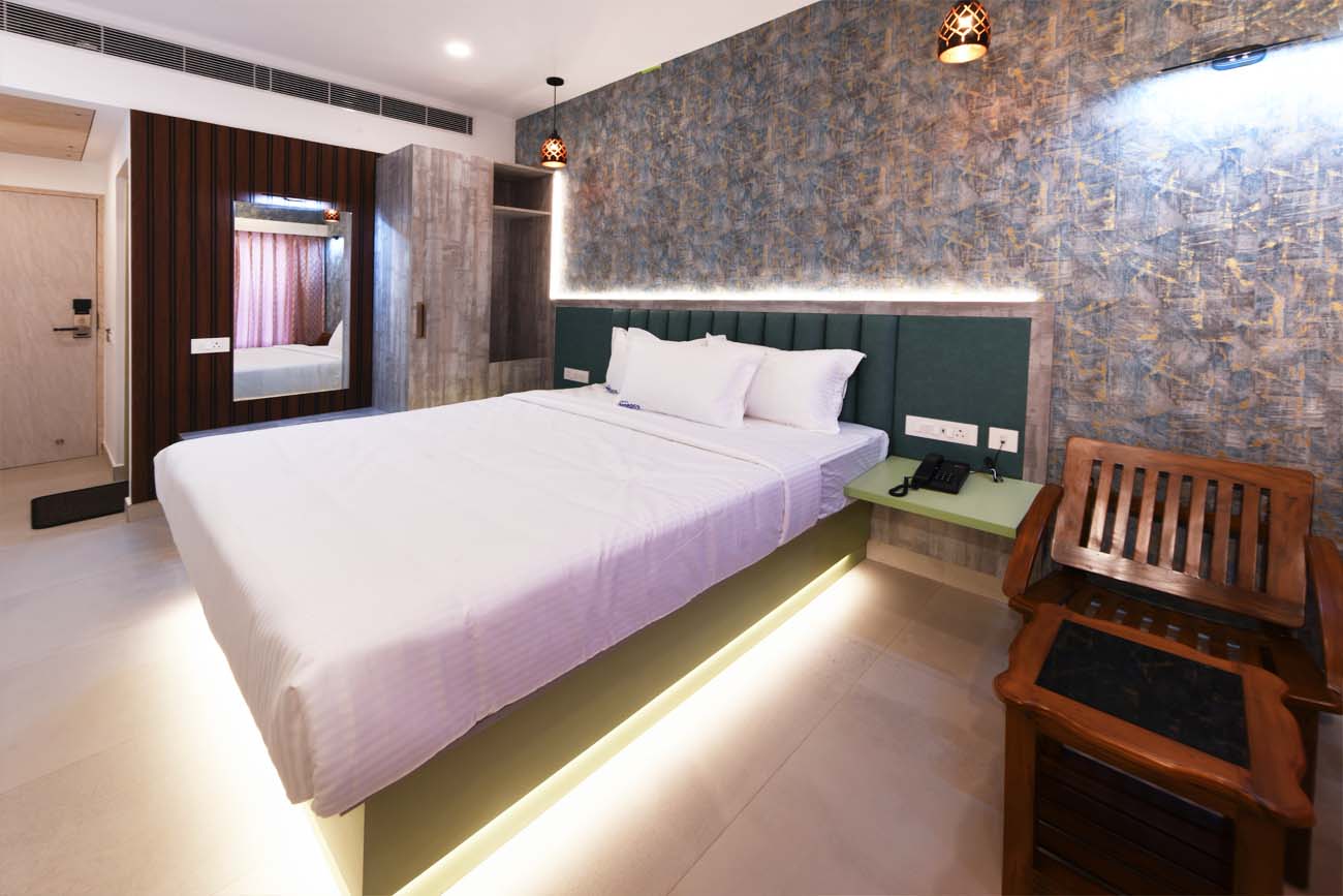 Hotel Regency Grande - Tap to explore photos