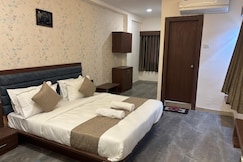 Hotel Mountain, Bharuch