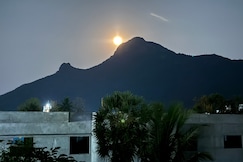 VishwaValli Palace Tiruvannamalai, Tiruvannamalai