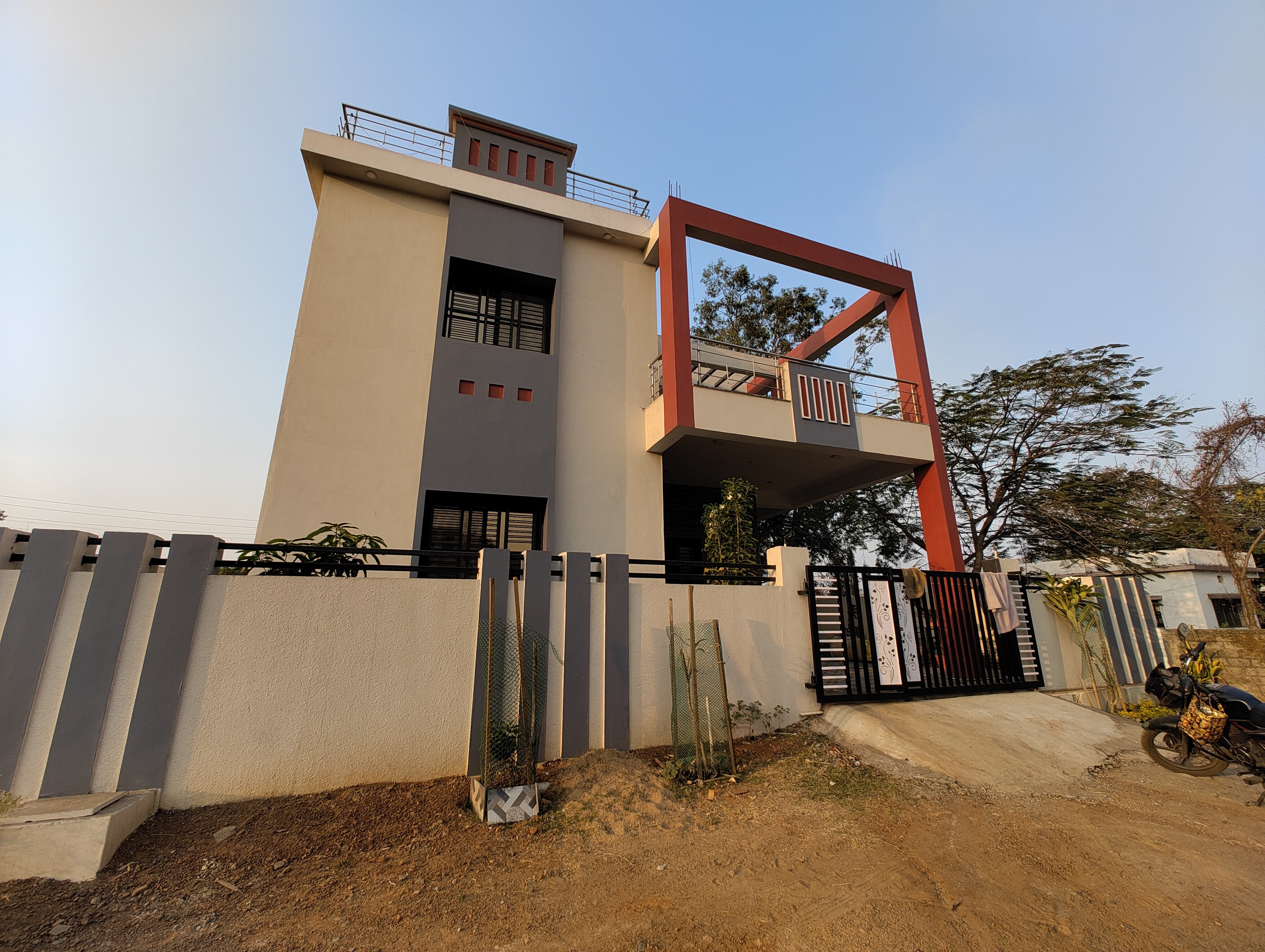 Independent House Near Nagpur Highway - Tap to explore photos