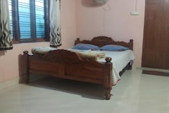 Coorg Habitat -- 2 BH Family Room, Coorg