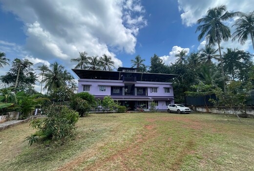 Dvillas furnished A C apartment