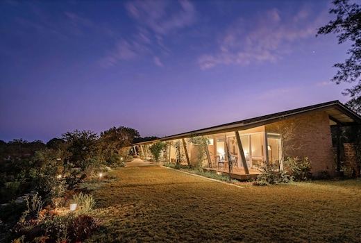 LohonoStays Villa Vinayalam