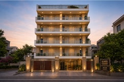 Haris Court Cyber City, Gurgaon