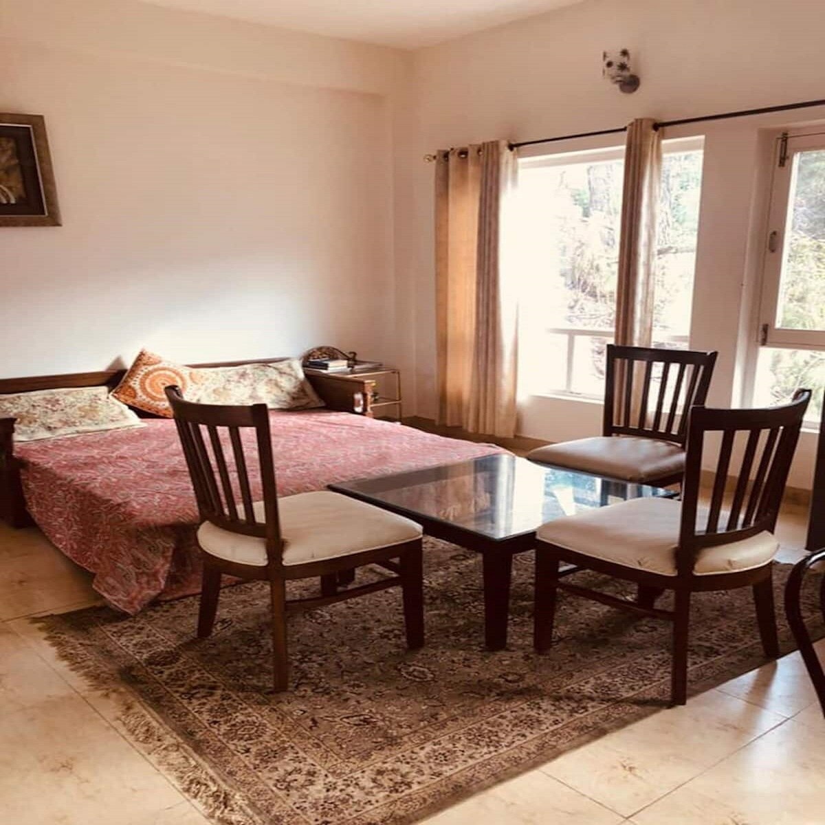Bulbul Royal Nest Homestay - Tap to explore photos