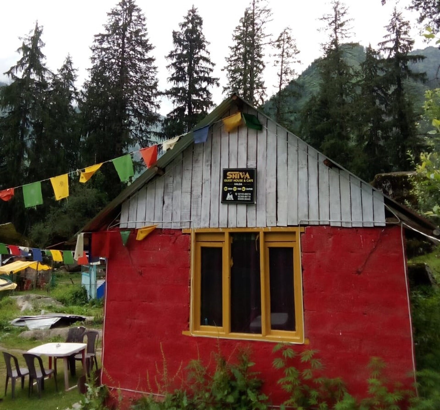 Shiva Guest house - Tap to explore photos