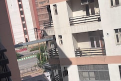 Paras pride, Vrindavan