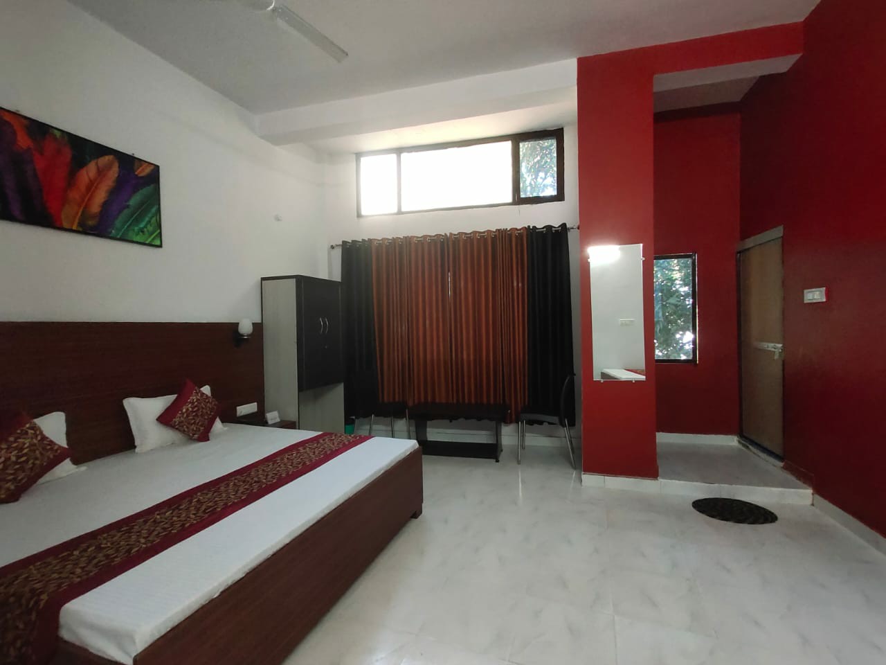 Hotel Sahiba - Tap to explore photos