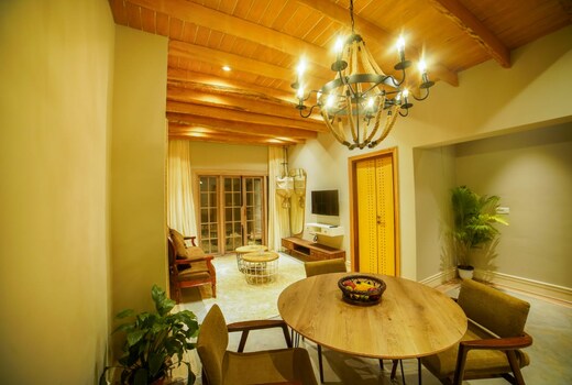 Meraki Maison | Rooms in a Villa