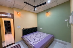 RADHA BALLABH NIWAS, Vrindavan