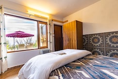 Oliver's Nest | 1 Room GF |Peaceful by Homeyhuts, Mukteshwar