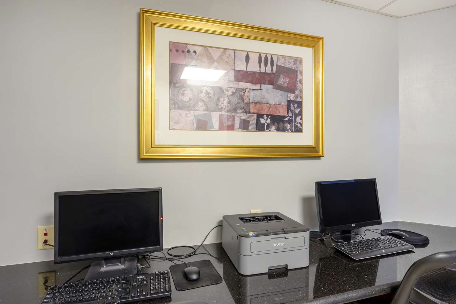 Best Western Plus Reading Inn & Suites - Tap to explore photos