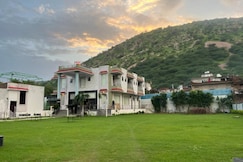 Hotel & Resort Virasat inn, Alwar