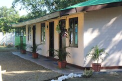 Grass Yellow Homestay, Kohora