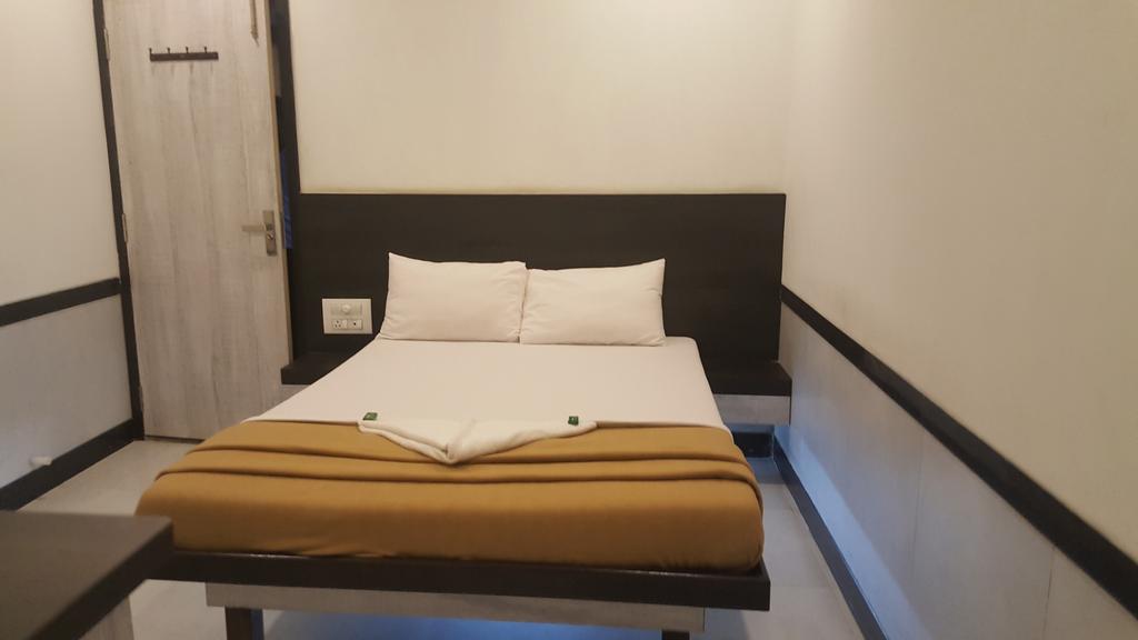 Hotel Shree Shlok Residency - Tap to explore photos
