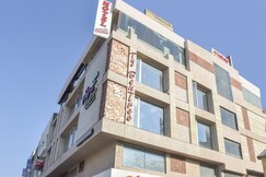 Hotel O The Bentree, Bhopal