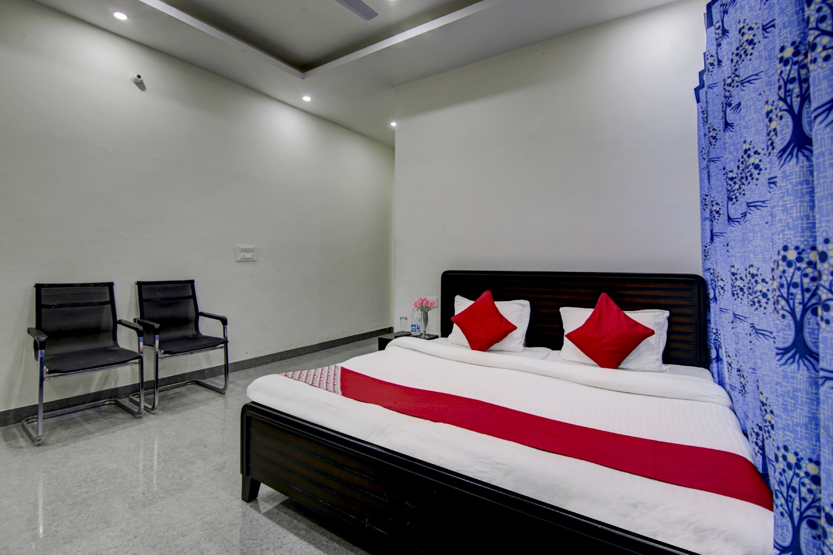 Hotel O Parinaya Vatika Banquet and Party Lawn - Tap to explore photos