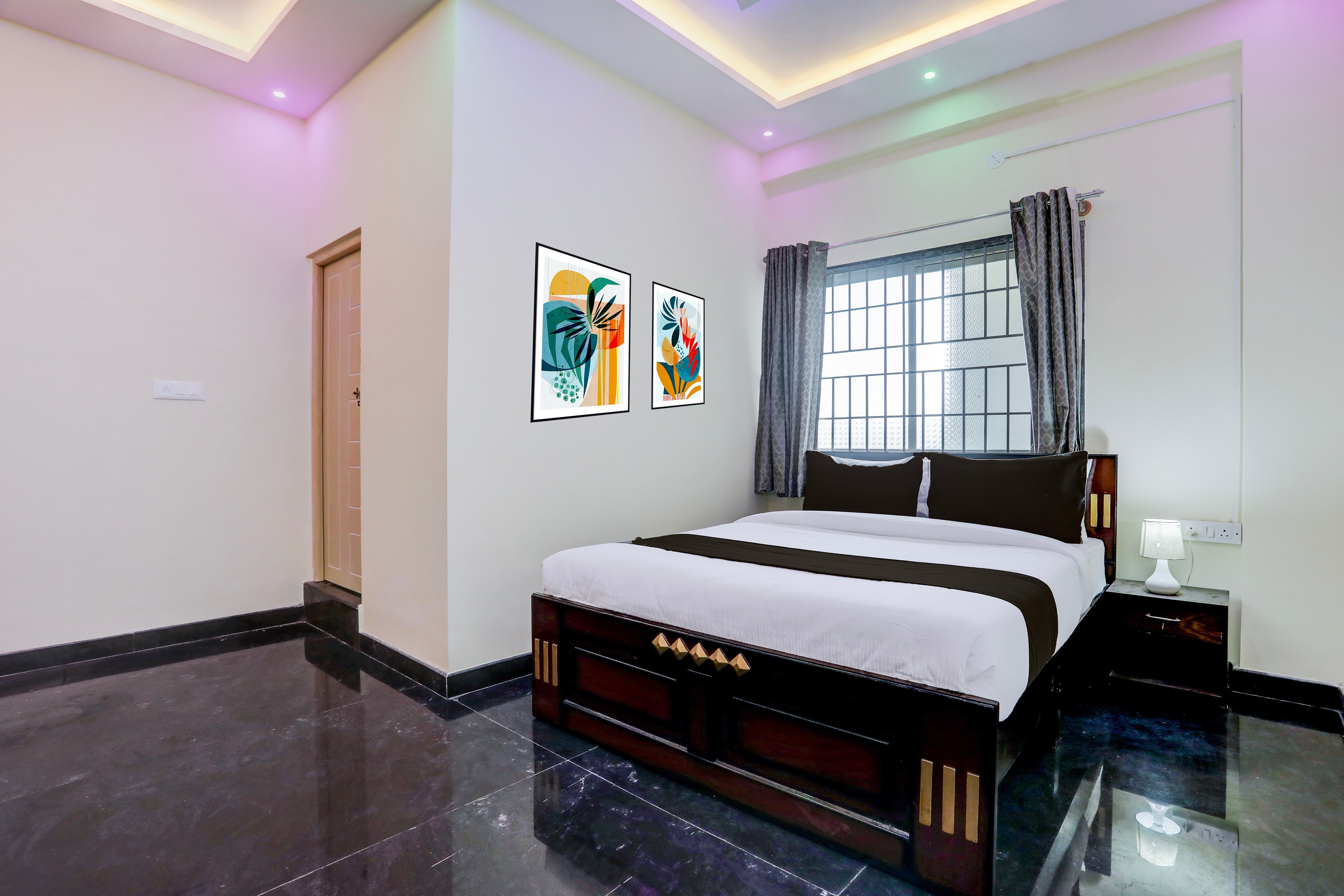 Hotel O Sri Chowdeshwari Residency - Tap to explore photos
