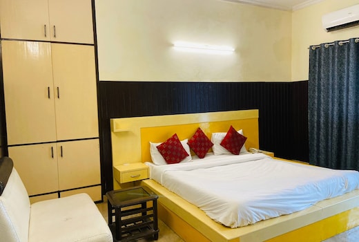 HR Residency Homestay