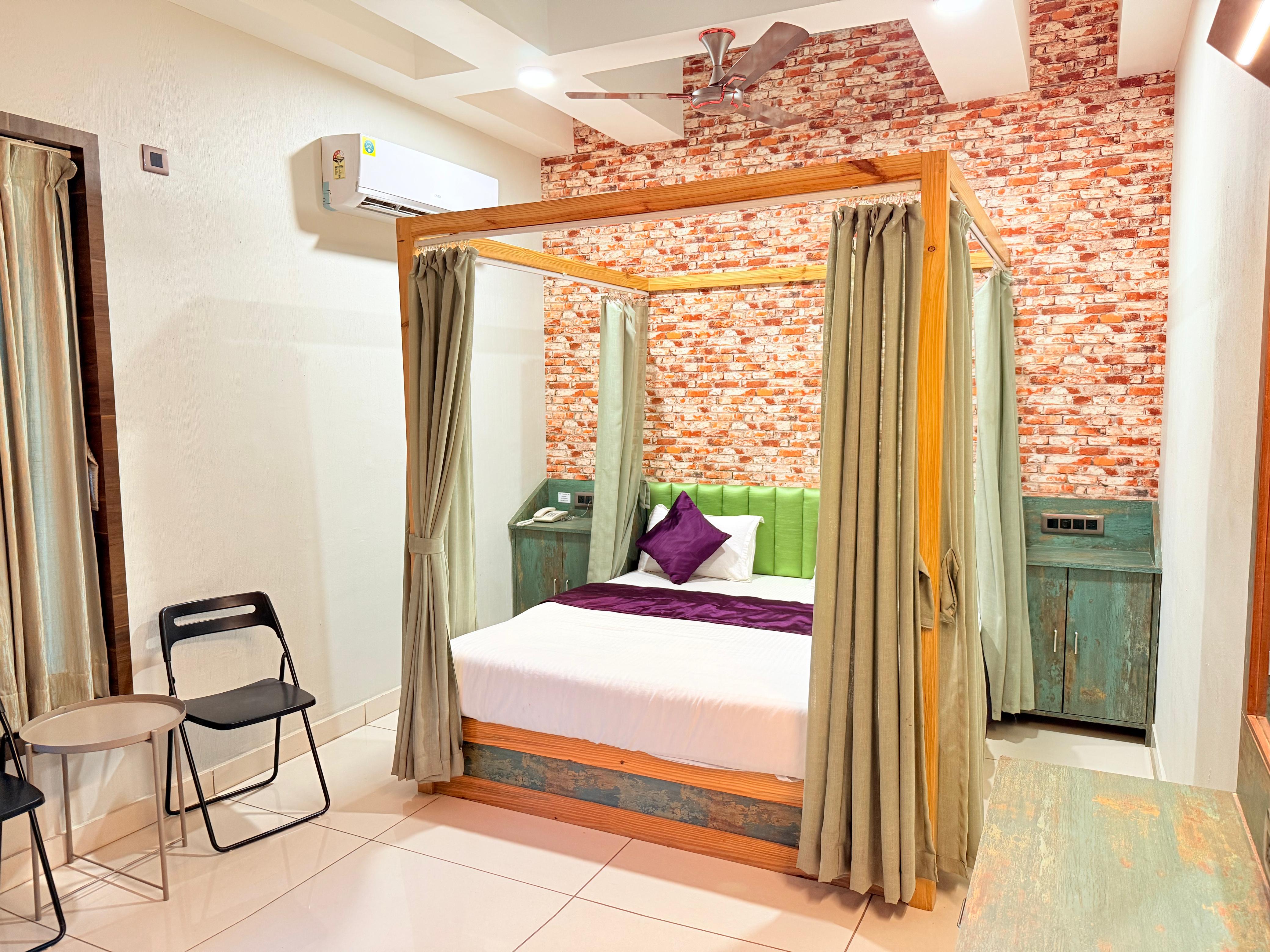 Passiflora inn - Tap to explore photos