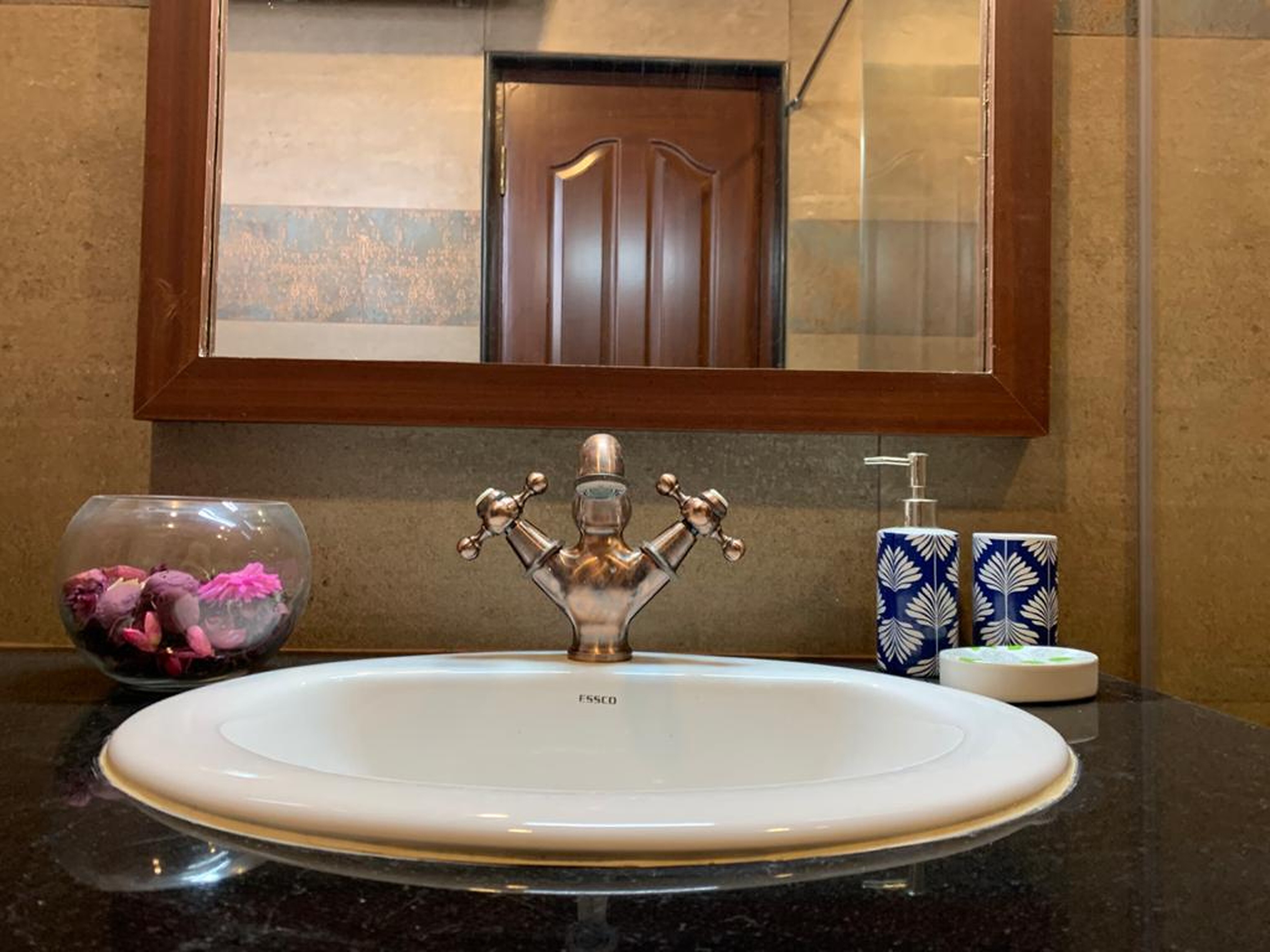 Manjari Eco-Friendly Villas | Rooms & Wi-Fi - Tap to explore photos
