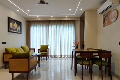 Lets stay 3BHK DLF PHASE 1, Gurgaon