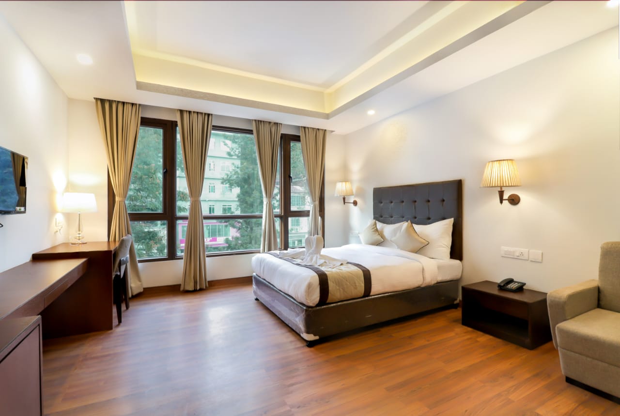 Palm Grove Suites Inn & Spa - Tap to explore photos