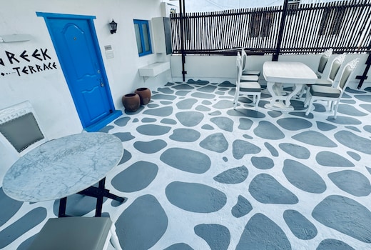Greek Terrace Themed Penthouse