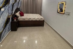 Peaceful Green Stay, Mohali