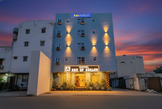 FabHotel Airport Avalon - Nr. IGI Airport New Delhi