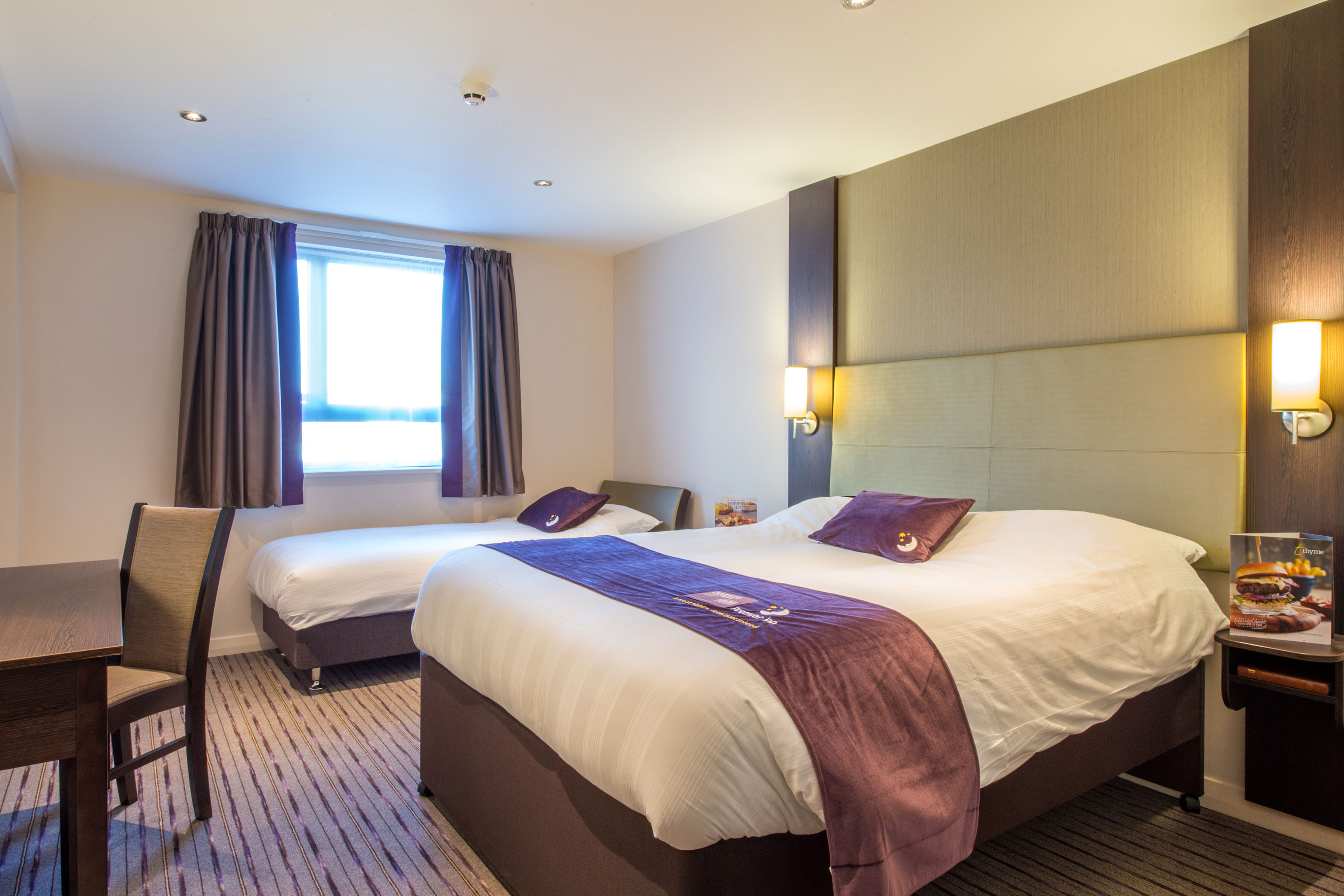 Premier Inn Winchester - Tap to explore photos