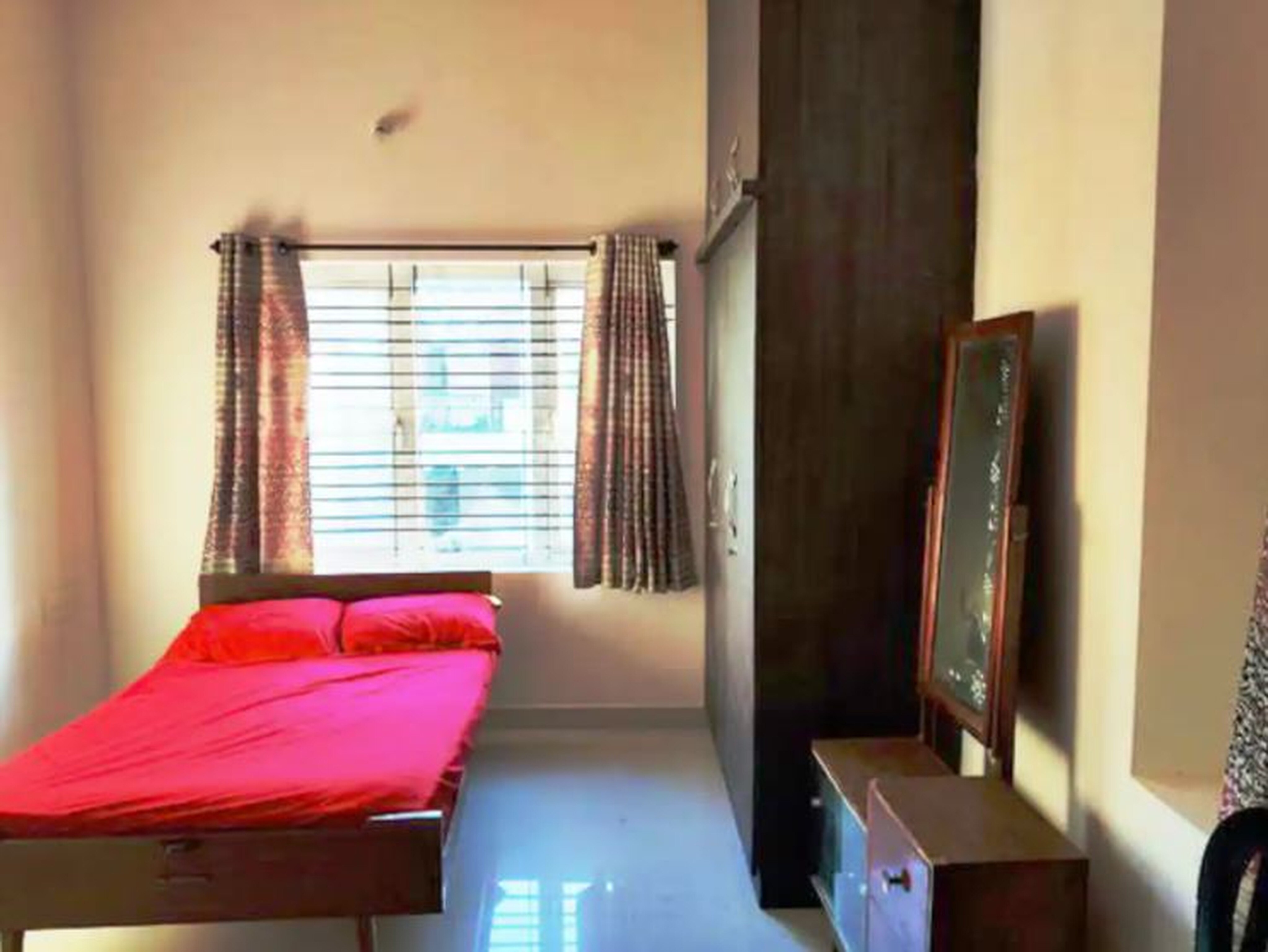 Eloquent quite home @ First floor - Tap to explore photos