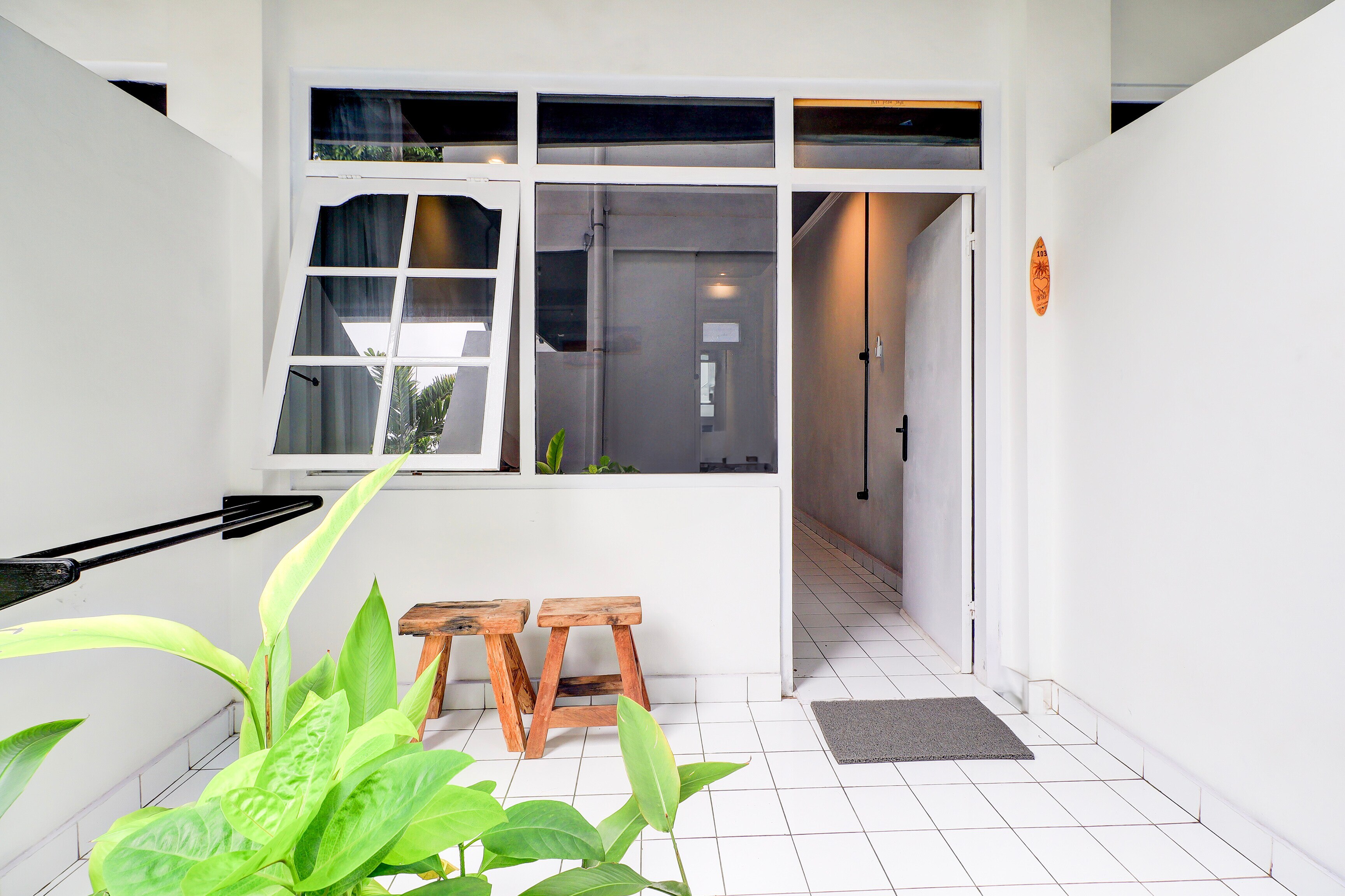 Collection O Legian Near Legian Beach - Tap to explore photos
