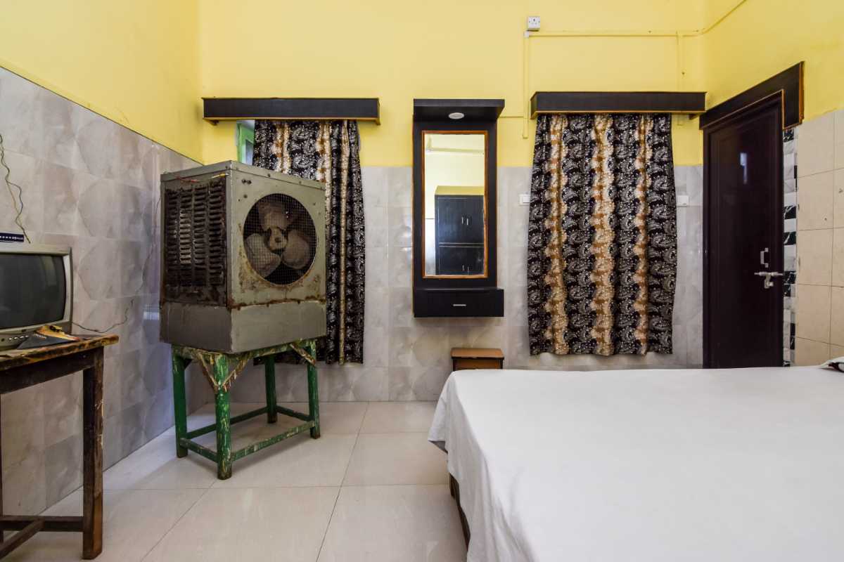 Anna Purna Tel Wala Dharamshala - Tap to explore photos
